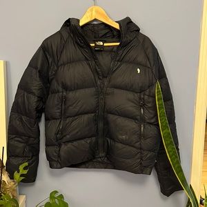 COPY - Navy north face puffer jacket